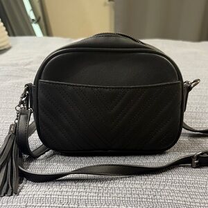 Camera bag Black Crossbody Bag purse with adjustable strap.